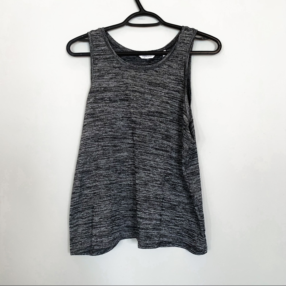 Reitmans • Tulip Back Tank Top